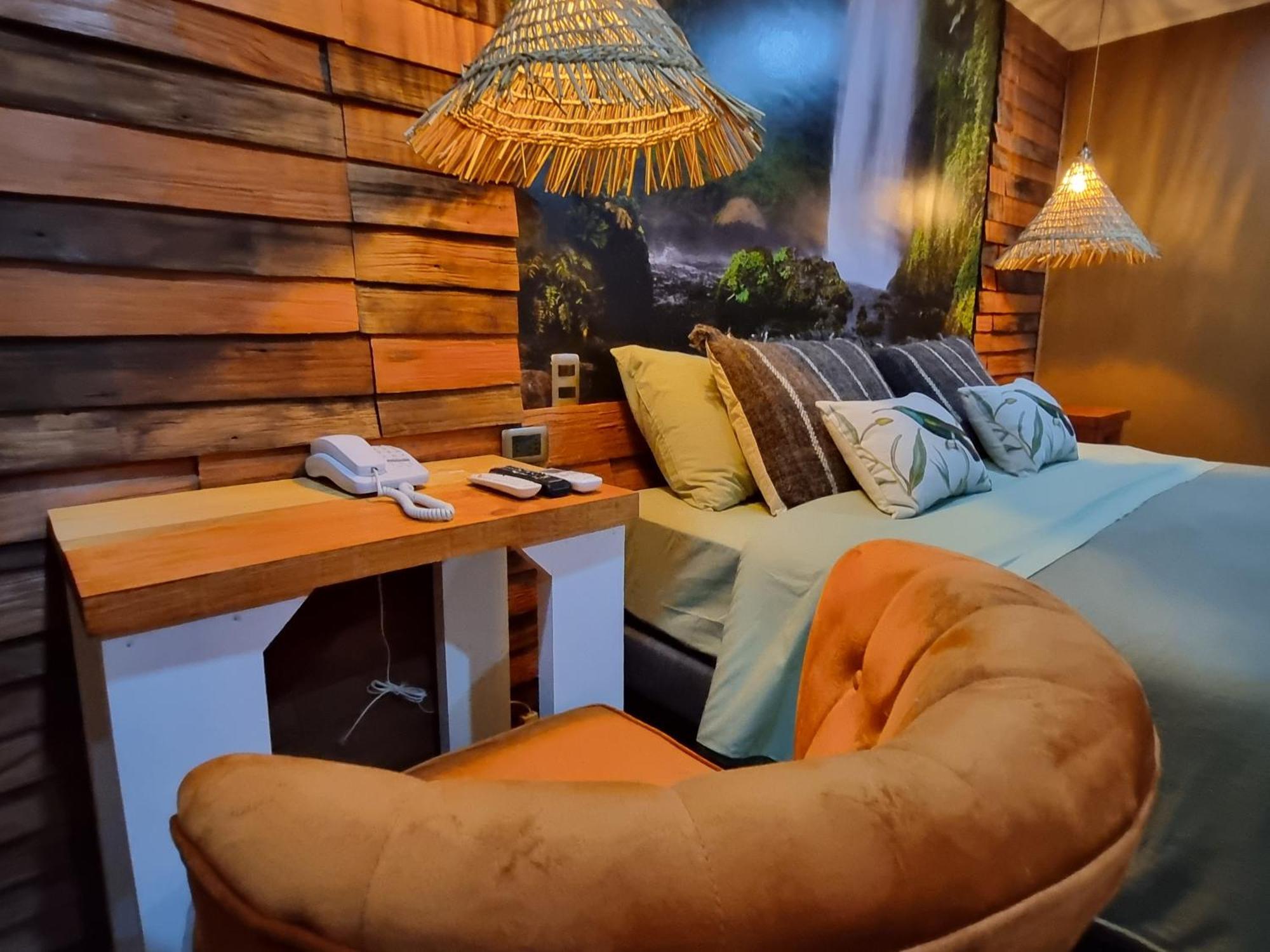 Hotel Boutique Tierra De Islas Chiloe Castro Exteriér fotografie